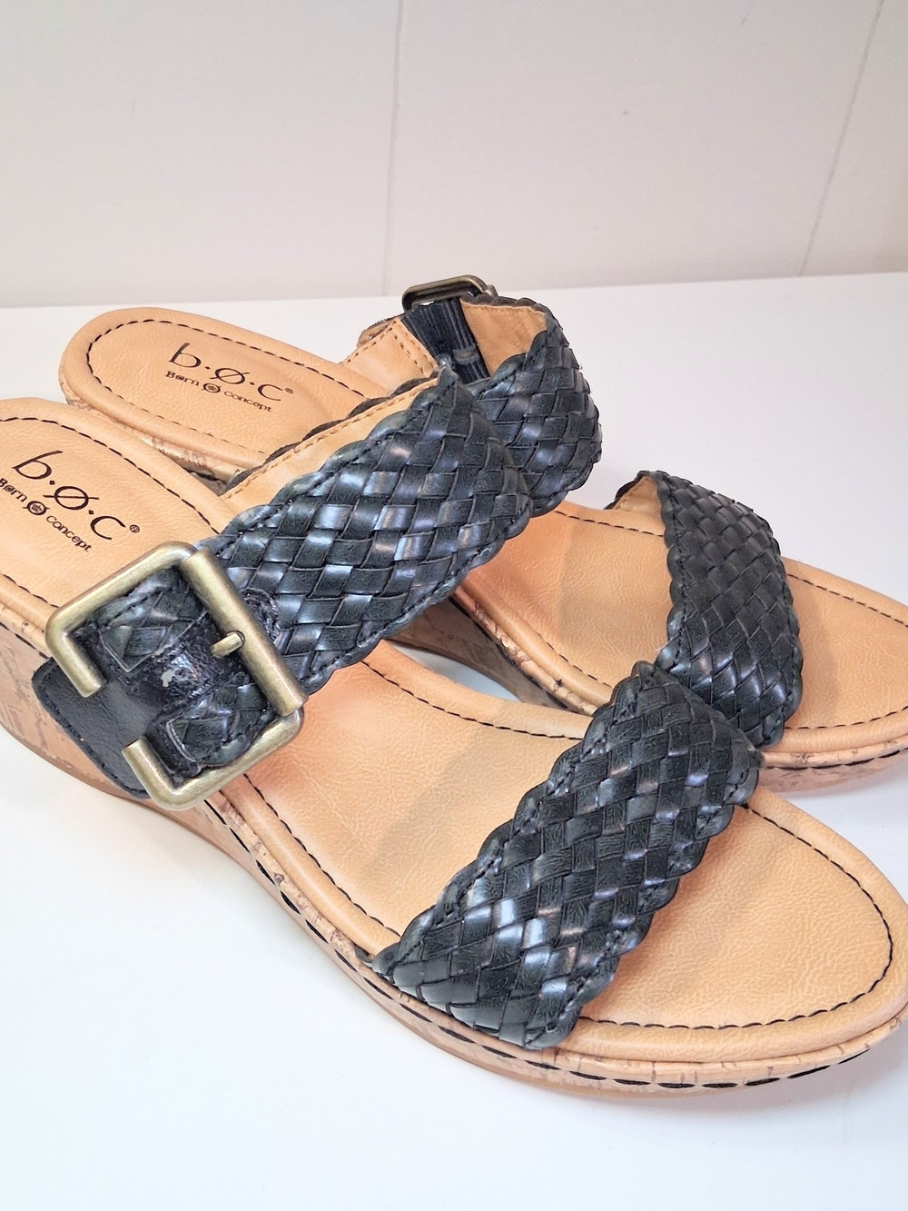 b.o.c. Black Woven Leather Slide Sandals with Buckle Size 9